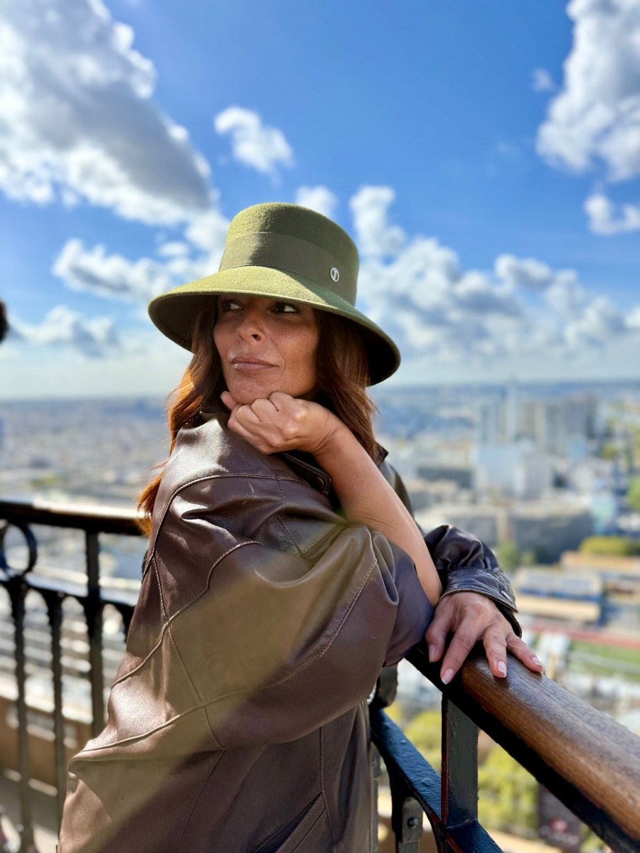 Audrey Bob Long 8 cm en Laine Kaki