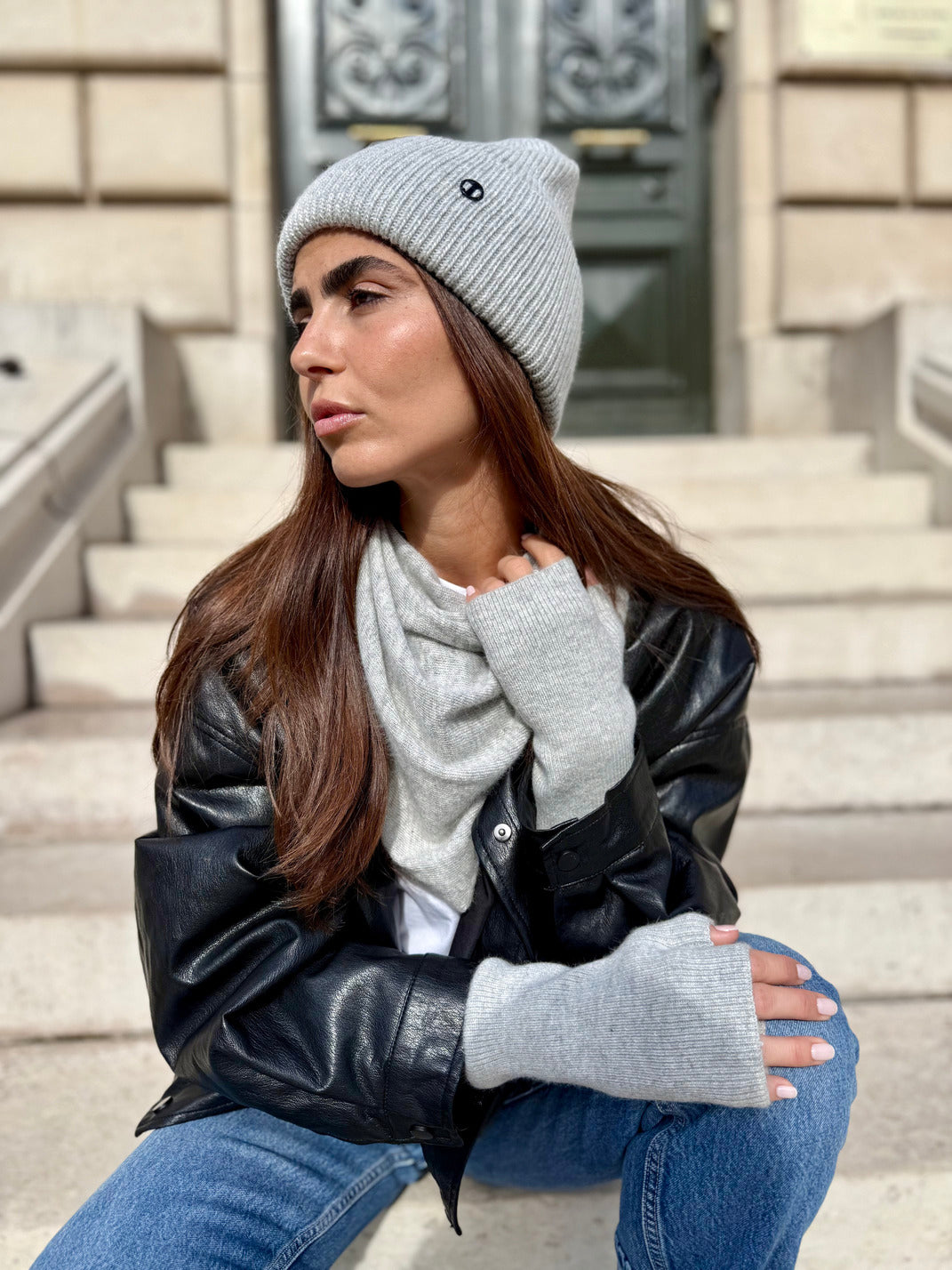 Coffret Triangle Bandana, Bonnet & Mitaines en Laine et Cachemire Gris chiné claire