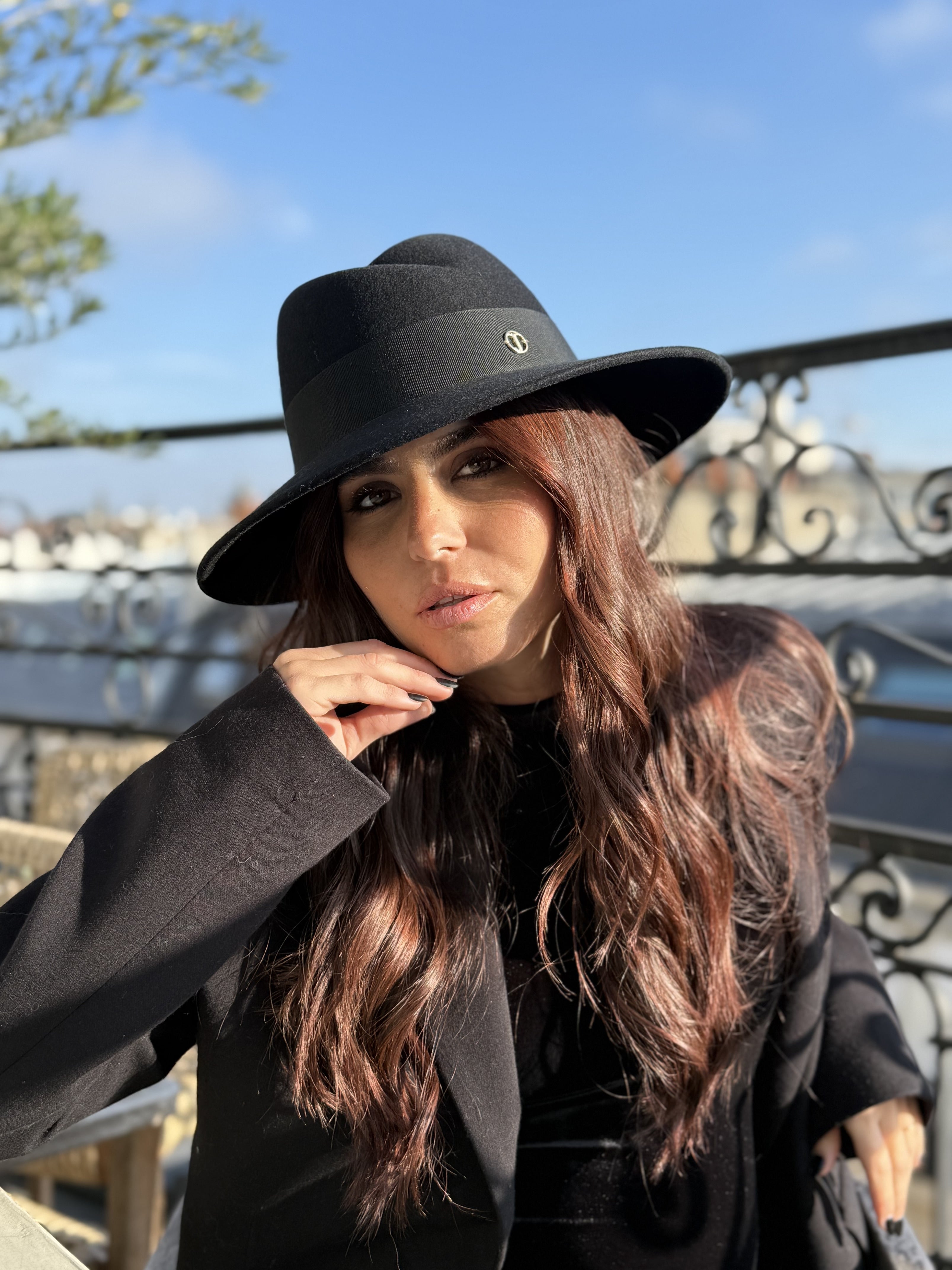 Chloé ASYMÉTRIQUE en Laine Bord 8cm Noir