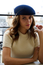 Casquette Plate Bombée en Laine Bleu Marine