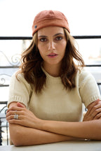 Bonnet Court à Revers en Velours - Joe & Mey