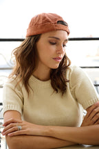 Bonnet Court à Revers en Velours - Joe & Mey