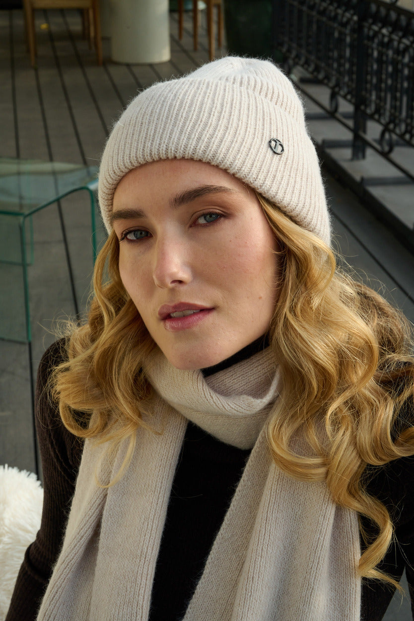 Bonnet, écharpe et mitaines en laine et cachemire – Beige – vue 5