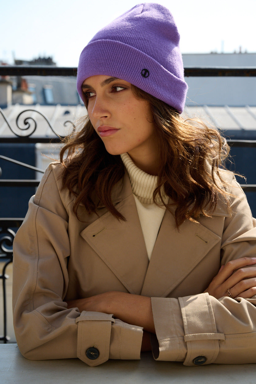 Bonnet à revers en acrylique – Violet
