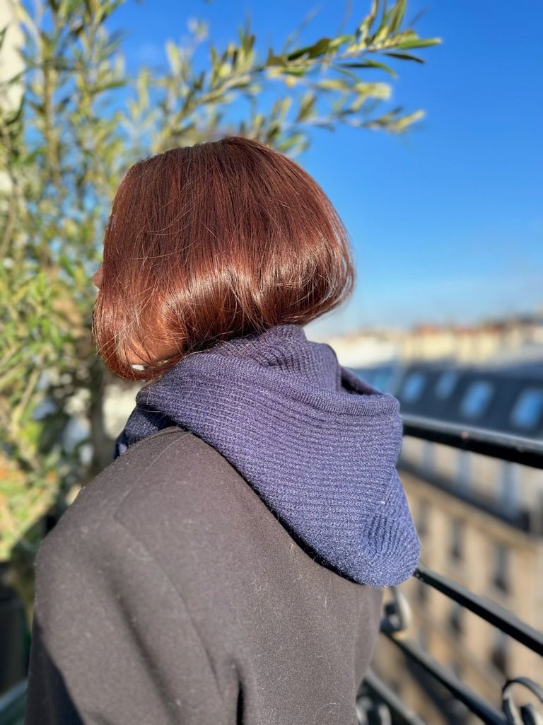Cagoule mixte en laine et acrylique – Bleu marine – vue 2
