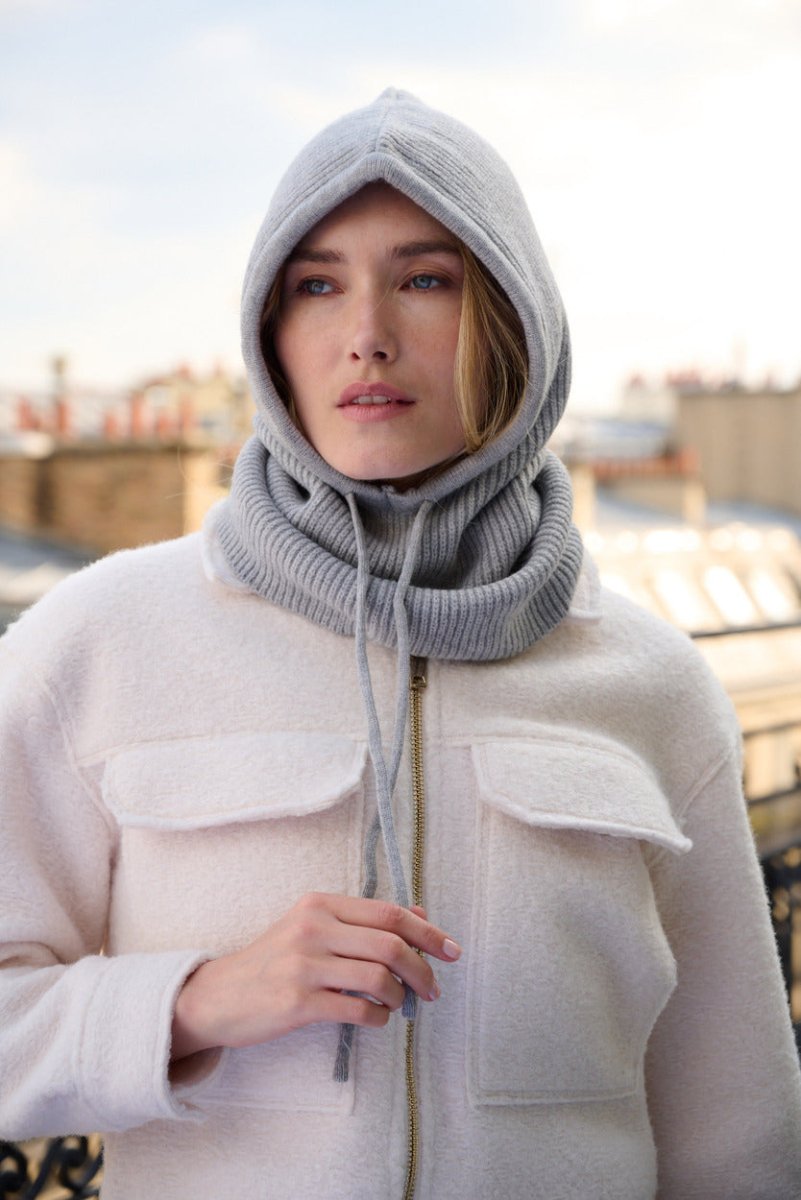 Cagoule mixte en laine et acrylique – Gris chiné clair