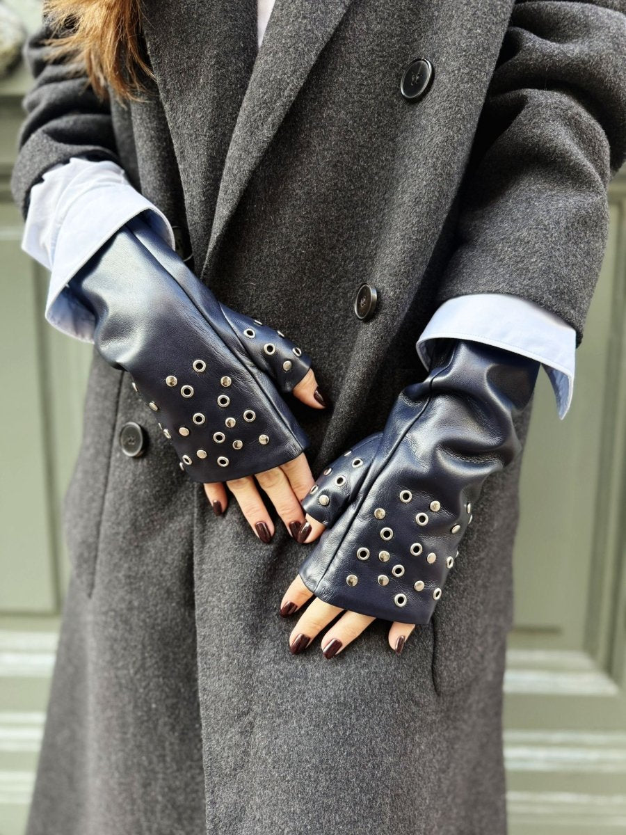 Mitaines longues effet cuir vegan à œillets – Bleu marine – vue 1
