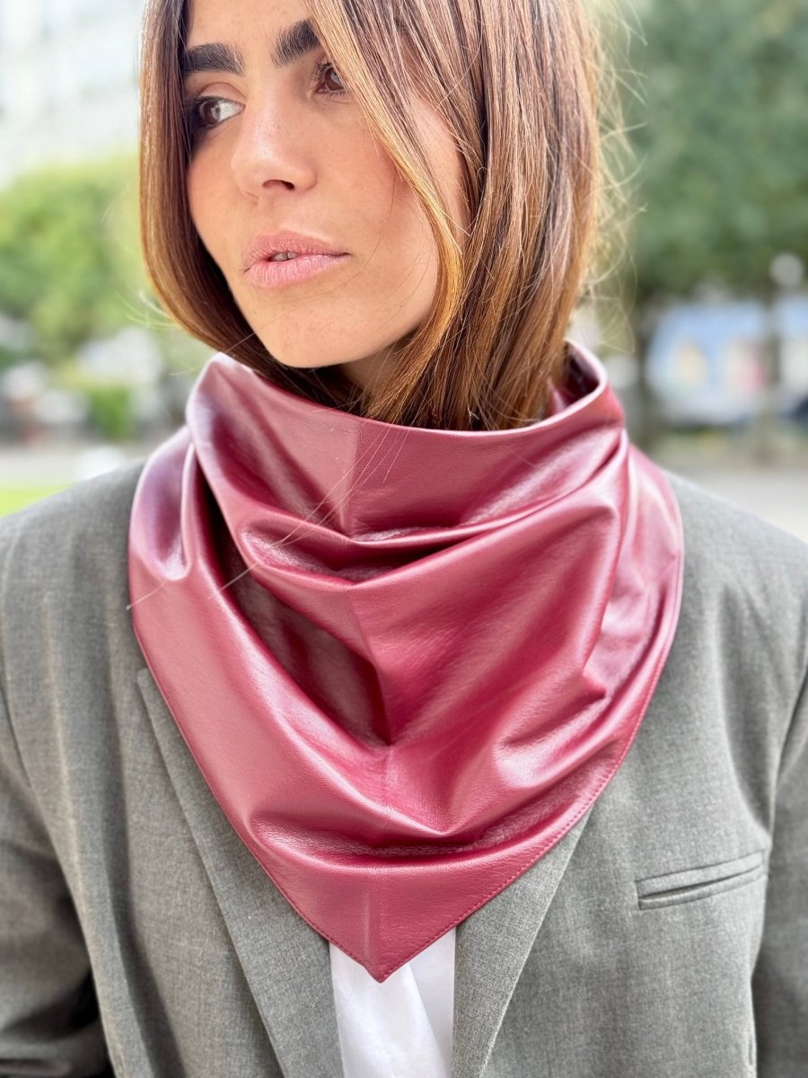 Triangle écharpe effet cuir vegan uni – Bordeaux