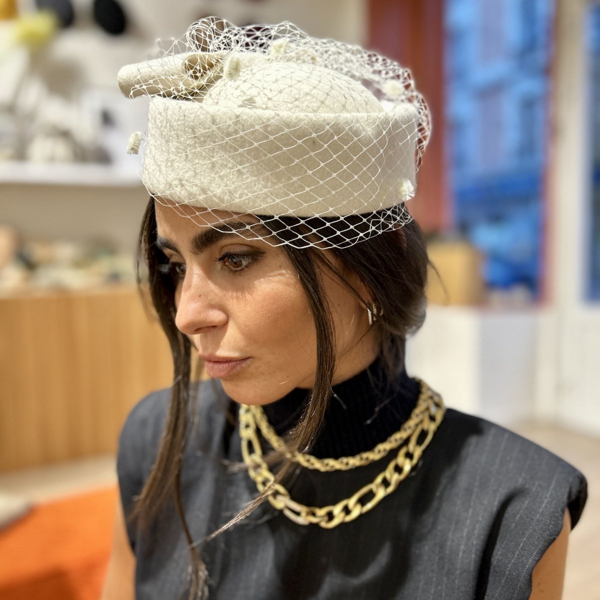 Bibi voilette en laine – Blanc – vue 2