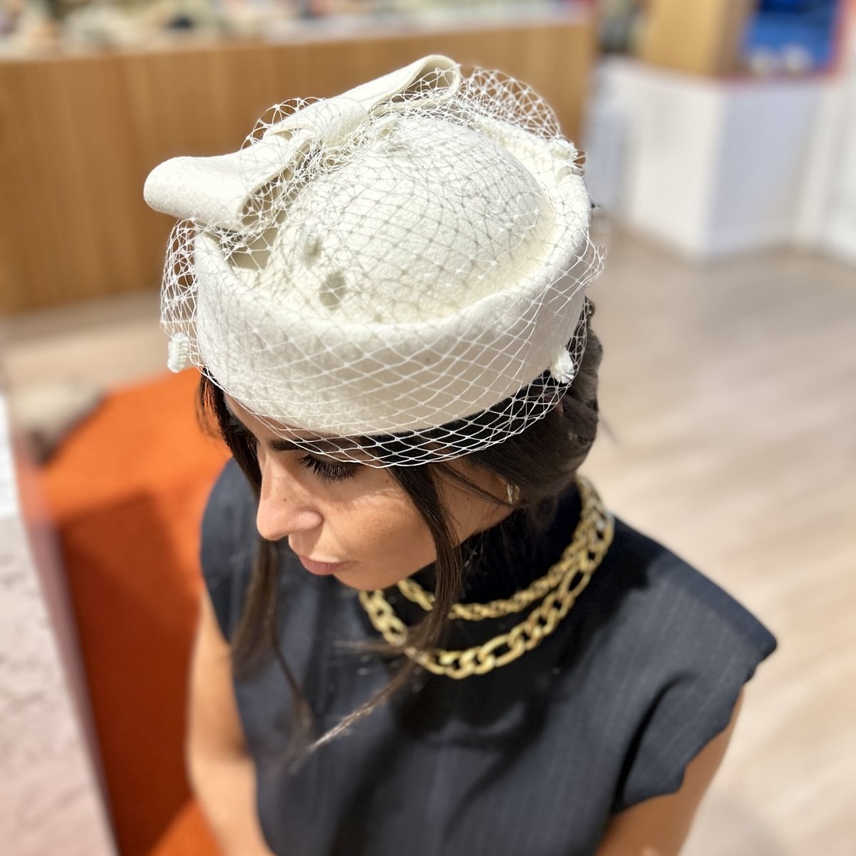 Bibi voilette en laine – Blanc – vue 3