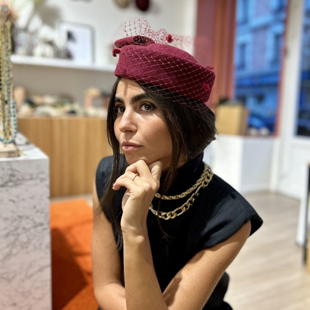 Bibi voilette en laine – Bordeaux
