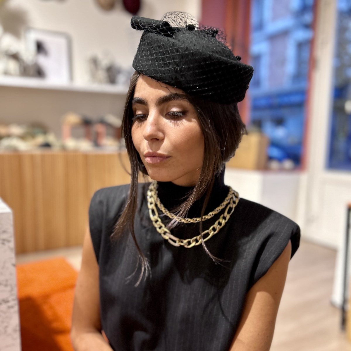 Bibi voilette en laine – Noir – vue 1