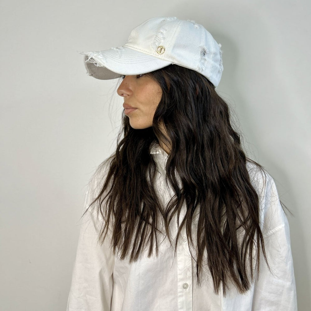 Casquette baseball effet déchiré – Blanc