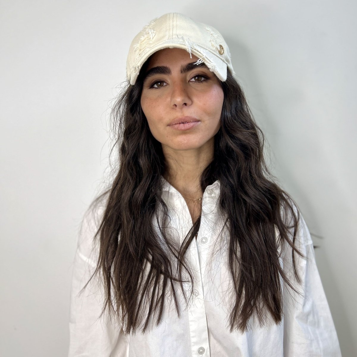 Casquette baseball effet déchiré – Écru – vue 2