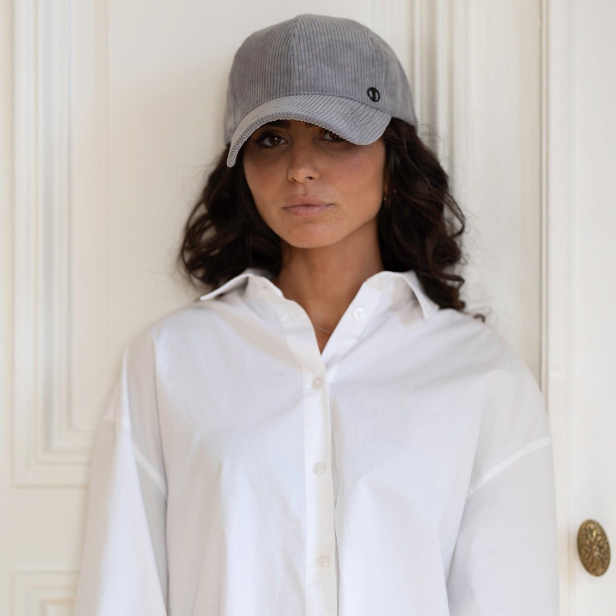 Casquette baseball effet velours – Gris clair – vue 5